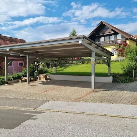 Apartamento 2 In Thermennaehe Fuer 4 Personen