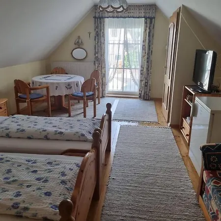 2 In Thermennaehe Fuer 4 Personen Bad Waltersdorf